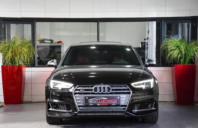 Audi S4 3.0 TFSI V6 | MASSAGE | B&O | PANO | CARBON 354PK