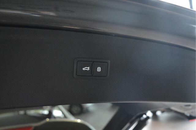 Audi SQ5 3.0 TDI quattro navi leer pano head up trekhaak 21 inch !!