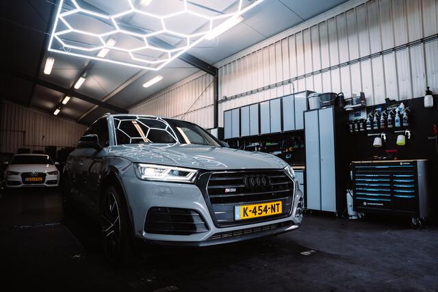 Audi SQ5 3.0 TFSI 354 pk SQ5 Quattro Pro Line Plus S-Line / Carbon/ Pano-Dak/ Keyless/ Head-Up/ Camera/ Adap.Cruise/ B&O-Sound/ Stand-Kachel/ Sport-Stoelen/ Stoel.Verw/ 21'' LMV