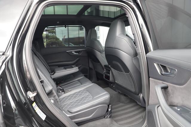 Audi SQ7 4.0 TFSI 507PK Quattro | 507PK | Achterasbesturing | Luchtvering | 7Pers | Massage | Head-up | Keyles-go | Carbon | Sfeerverlichting | B&O | ACC | Stuurwielverw. | 2024.