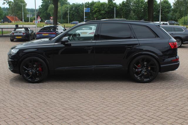 Audi SQ7 4.0 TDI quattro GRIJS KENTEKEN / Trekhaak / Panoramadak / 360Camera / Head-up / 23'' / Luchtvering / Keyless / Bose / Dodehoek / DAB / Apple CarPlay / Nachtzicht / Matrix LED / ACC / Stoelverwarming
