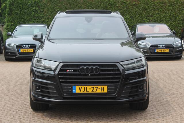 Audi SQ7 4.0 TDI quattro GRIJS KENTEKEN / Trekhaak / Panoramadak / 360Camera / Head-up / 23'' / Luchtvering / Keyless / Bose / Dodehoek / DAB / Apple CarPlay / Nachtzicht / Matrix LED / ACC / Stoelverwarming