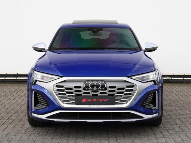 Audi SQ8 Sportback e-tron S quattro 115 kWh 503pk | Pano | B&O | 22" Velgen | Adaptive Cruise | Trekhaak | Elek. stoelen | RS-stoelen | Matrix LED