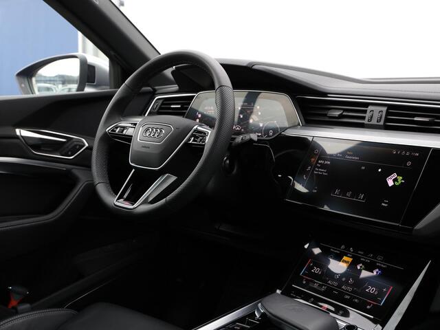 Audi SQ8 Sportback e-tron S quattro 115 kWh 503pk | Pano | B&O | 22" Velgen | Adaptive Cruise | Trekhaak | Elek. stoelen | RS-stoelen | Matrix LED