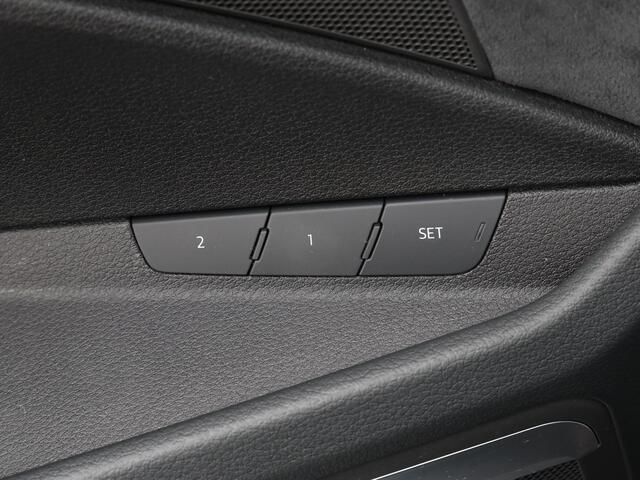 Audi SQ8 Sportback e-tron S quattro 115 kWh 503pk | Pano | B&O | 22" Velgen | Adaptive Cruise | Trekhaak | Elek. stoelen | RS-stoelen | Matrix LED