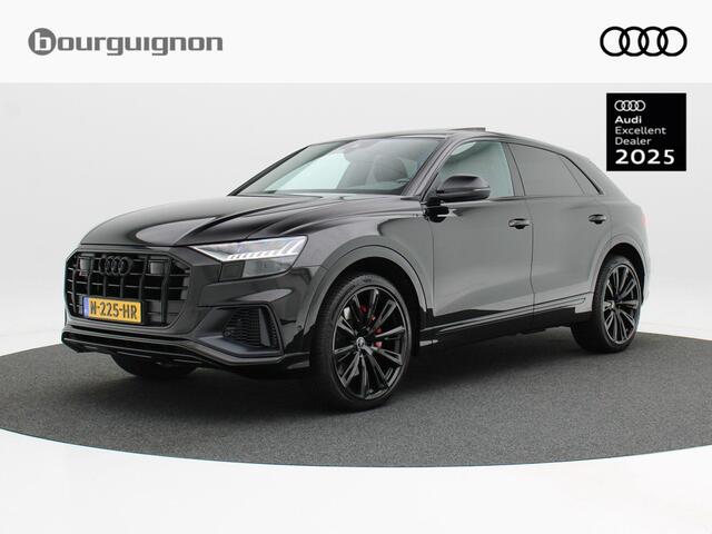 Audi SQ8 4.0 TFSi SQ8 507 Pk Automaat quattro | Matrix LED | B&O | Panorama Dak | Trekhaak | Stoel en Stuur Verwarming | Carbon Interieur | Camera | Elektrische Achterklep | 23 Inch | 79.797 Km