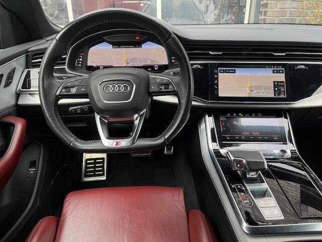 Audi SQ8 4.0 TDI SQ8 Q. - PANO - BenO - 4-WIELST. - TREKH. - 23 INCH