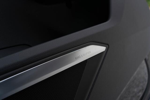 Audi SQ8 e-tron Quattro / S-line/ Standkachel/ Luchtvering/ Cruise Control/ Head-Up Display/ Trekhaak/ 371kW (504PK)