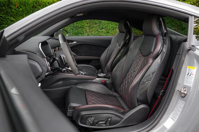 Audi TT RS 2.5 TFSI quattro 400pk | RS Design | Carbon | Zonder 'OPF' | Sportuitlaat