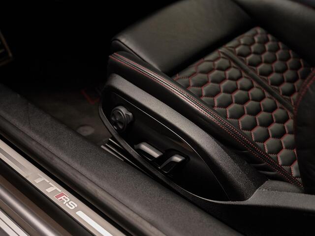 Audi TT RS Coupé 2.5 TFSI Quattro, Audi Exclusive, RS uitlaat, RS Design, 20", B&O, magnetic, matrix-LED, keyless, privacy, NP130k