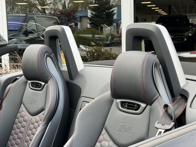 Audi TT RS Roadster 2.5 TFSI quattro | 400 pk | B&O | Carbon | Rode stiksels | Nekverwarming