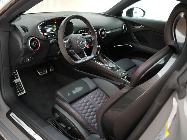 Audi TT RS 2.5 400pk RS TFSI quattro |stage1|RS- seats|RS-sportuitlaat|B&O|RS spoiler|Magnetic ride|Apple Carplay|carbon int.|Matrix LED|parkeercamera|20" LMV|