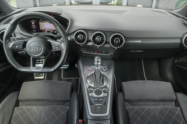 Audi TT S 2.0 TFSI 310pk TTS quattro Bang&Olufsen RS stoelen Carplay Camera Keyless LED