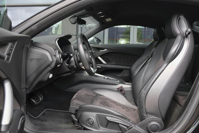 Audi TT S 2.0 TFSI 310pk TTS quattro Bang&Olufsen RS stoelen Carplay Camera Keyless LED