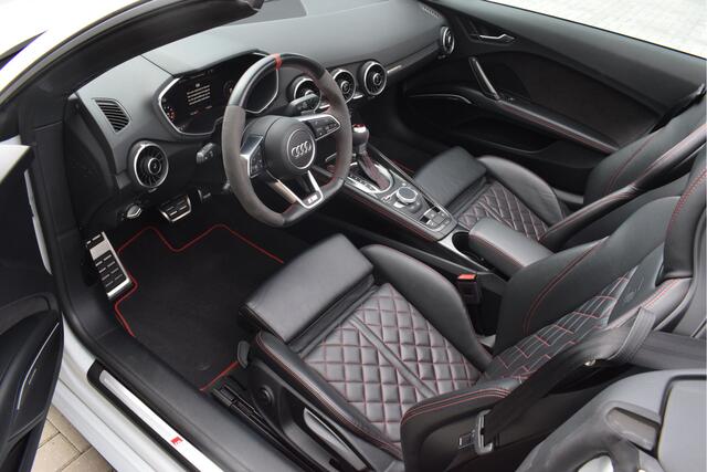 Audi TTS Roadster 2.0 TFSI Quattro Competition | RS stoelen | B&O | Keyless | Camera | 20" TTRS