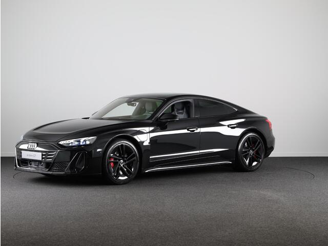 Audi e-tron GT S e-tron GT 435kW/592pk 105kWh Sportback Elektr. a Audi e-tron GT S e-tron GT panoramadak, assistentiepakket plus remote, HUD, Matrix + laser licht, remmen wolfraamcarbide, vierwiel-en sportbesturing, B&O