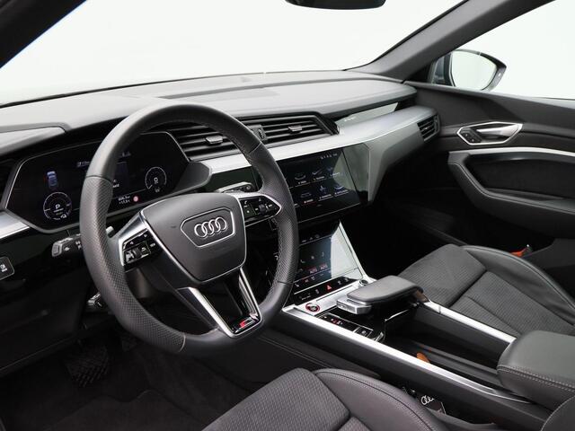 Audi e-tron S quattro 95 kWh 503 Pk S-Line | LED | Parkeersensoren | Elektrische Achterklep | Elektrisch Stoelen | Stoel Verwarming | Panoramadak | Adaptive Cruise | Carplay | Navigatiesysteem | DAB | 21 Inch