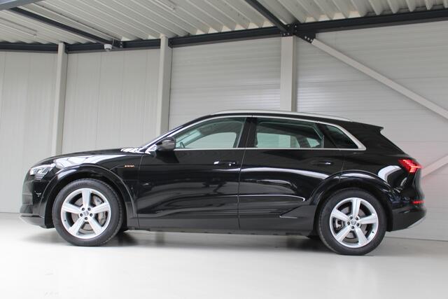 Audi e-tron 50 quattro Launch edition 71 kWh Navigatie | Elektr. stoelverst. + geheugen | 20"Velgen | Dealeronderhouden .