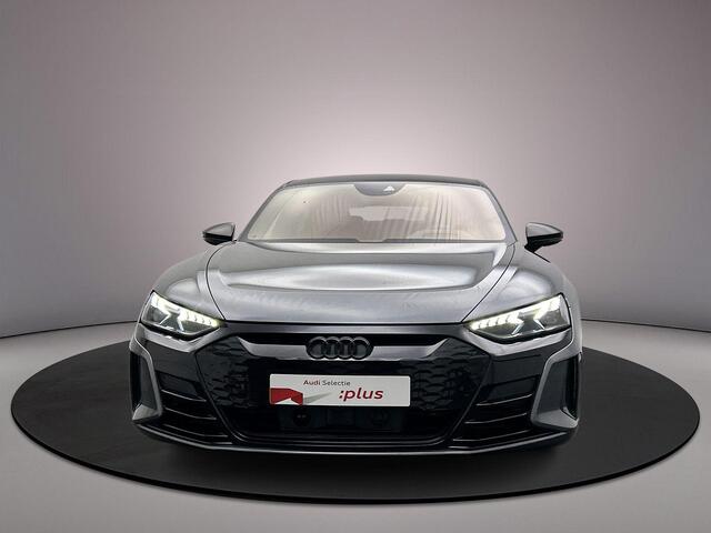 Audi e-tron RS GT 93 kWh 600PK| Nachtzichtassistent | Carbon | B&O | Vierwielbesturing | Head-Up | Massage/Ventilatie |