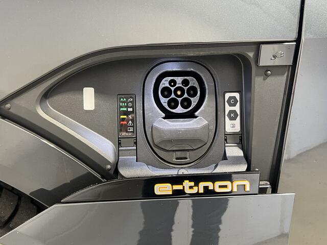 Audi e-tron 55 quattro Advanced edition Plus 95 kWh | S-line | Navigatie/Android/Apple Carplay | LM Velgen 20" | Lederen Bekleding | Voorstoelen Verwarmd | Achteruitrijcamera | Cruise Control Adaptief |