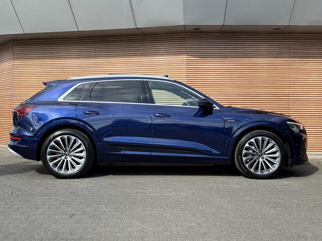 Audi e-tron 55 quattro S edition 95 kWh Panodak / 21Inch / Head-Up / Luchtvering / Adapt. Cruise