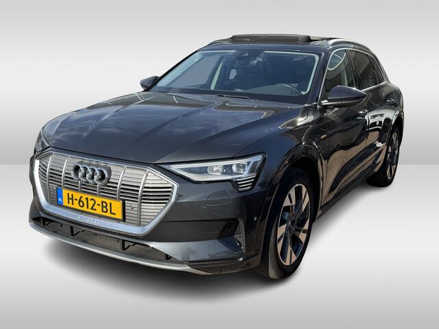 Audi e-tron e-tron 50 quattro Launch edition plus 71 kWh Panoramadak / Leder / 20'' / Luchtvering / Parkeerhulp V+A / ACC / Navigatie / Stoelverwarming
