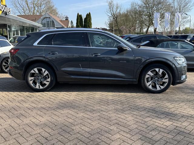 Audi e-tron e-tron 50 quattro Launch edition plus 71 kWh Panoramadak / Leder / 20'' / Luchtvering / Parkeerhulp V+A / ACC / Navigatie / Stoelverwarming