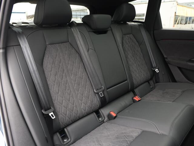 Audi e-tron Q6 S edition 100 kWh | Stoelverwarming achter | Pano | B&O | Head Up |
