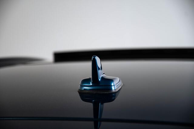 Audi e-tron e-tron 55 quattro advanced Pro Line Plus 95 kWh Panoramadak - Privacy glas - Stoelverwarming vóór - Sportstoelen - Uitgebreide interieurvoorverwarming - Head Up - 360° camera - Assistentiepakket City/Tour -
