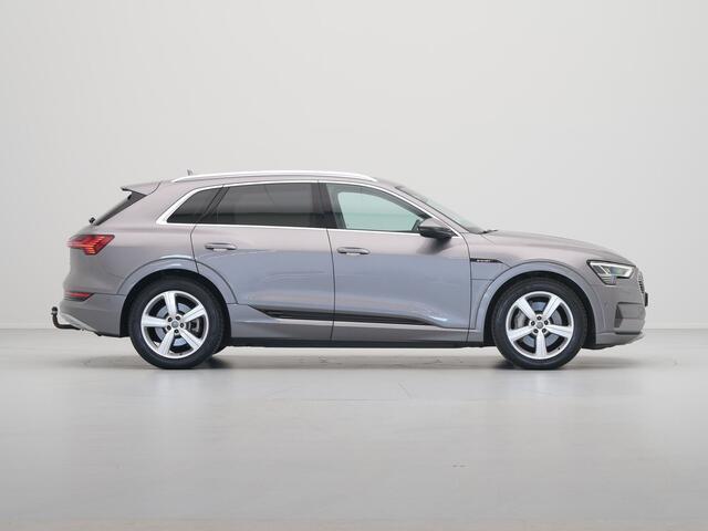Audi e-tron e-tron 50 quattro Launch edition plus 71 kWh Trekhaak Panoramadak Lederen bekleding Luchtvering