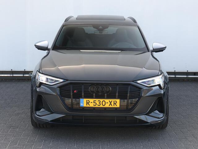 Audi e-tron S quattro 95 kWh | Pano | B&O | 22'' lichtmetalen velgen | 360° top view camera |