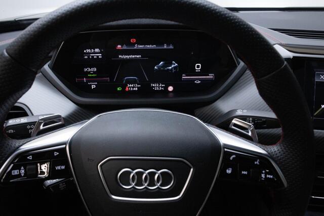 Audi e-tron GT RS 93 kWh | Dynamic pakket plus | Keramische remmen | RS Designpakket rood | Carbon | B&O | Parking | City | Tour |