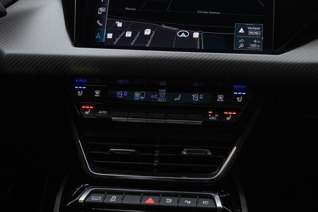 Audi e-tron GT RS 93 kWh | Dynamic pakket plus | Keramische remmen | RS Designpakket rood | Carbon | B&O | Parking | City | Tour |