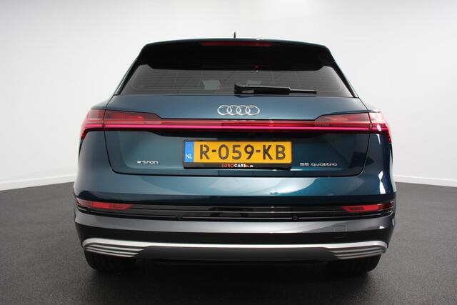 Audi e-tron e-tron 55 Quattro Advanced Selection Navigatie Camera Spiegel Camera Electrisch bedienbare achterklep Climate Control