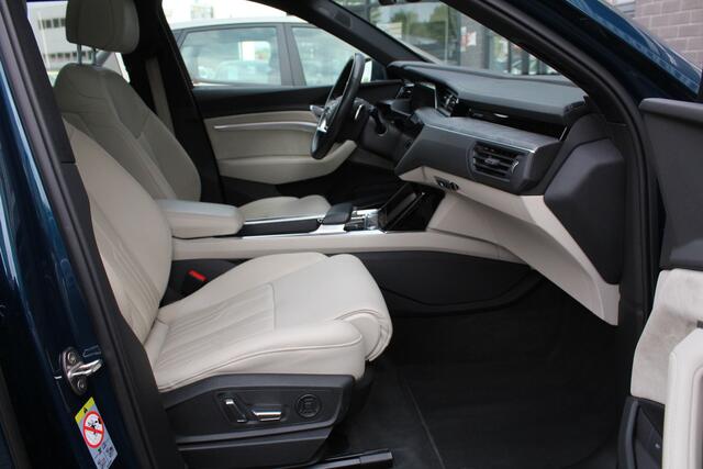 Audi e-tron 55 Quattro Advanced 95 kWh / B&O / Panoramadak / N.A.P.
