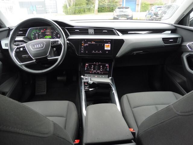 Audi e-tron 50 quattro edition 71 kWh Climatronic | Elec a klep | Navi | 1e eig | NL auto |Nw staat!