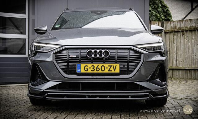Audi e-tron 50 Quattro 3x S-Line Black Edition 22inch PANO Origineel NL