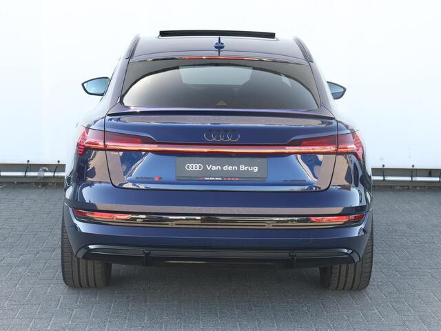 Audi e-tron Sportback 55 quattro S edition 95 kWh 408pk | Pano | HUD | Keyless | 360° camera | 23" Velgen | Stoelverwarming | Dodehoekdetectie | Adaptive Cruise
