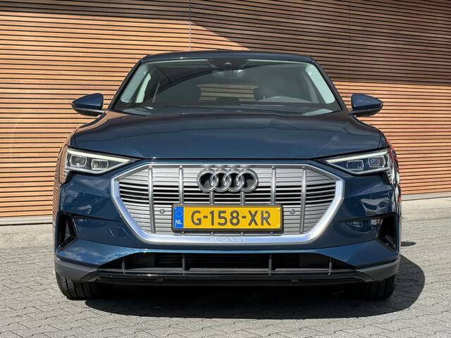 Audi e-tron e-tron 55 quattro 95 kWh Trekhaak / Luchtvering / Camera / Leer met Memory 2x