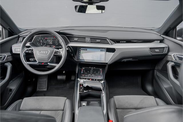 Audi e-tron 50 Quattro Launch Ed S-Line Black 71 kWh Pano ACC 21"