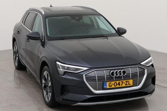 Audi e-tron e-tron 50 quattro Launch edition plus 71 kWh /Metallic/ Digitale Cockpit/ Leer/ Led/ Panoramadak/ Elec. Klep/ Parkeersensoren / 20 lmv