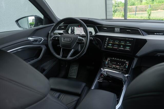 Audi e-tron 55 S-line Quattro / Luchtvering/ Standkachel/ Cruise Control/ Panoramadak/ 300kW (408PK)