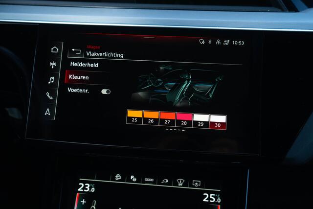 Audi e-tron 55 S-line Quattro / Luchtvering/ Standkachel/ Cruise Control/ Panoramadak/ 300kW (408PK)