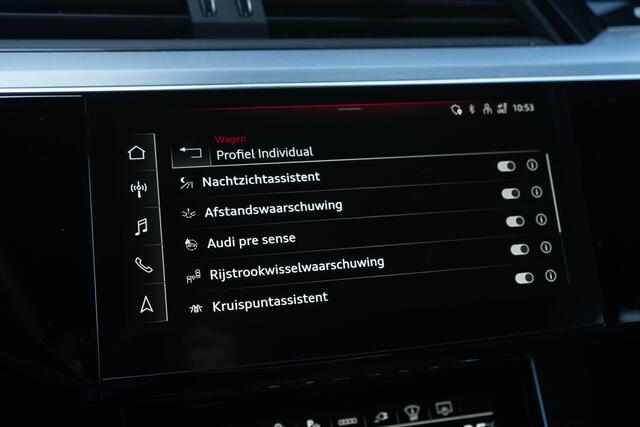 Audi e-tron 55 S-line Quattro / Luchtvering/ Standkachel/ Cruise Control/ Panoramadak/ 300kW (408PK)