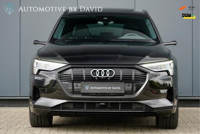 Audi e-tron 55 quattro Advanced Pro Line Plus 95 kWh / B&O / VIRTUAL MIRRORS / S-LINE INTERIEUR / PANORAMADAK / TREKHAAK / 21 INCH LMV / LUCHTVERING / CITY & TOUR