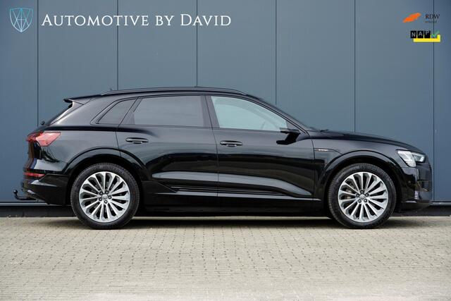 Audi e-tron 55 quattro Advanced Pro Line Plus 95 kWh / B&O / VIRTUAL MIRRORS / S-LINE INTERIEUR / PANORAMADAK / TREKHAAK / 21 INCH LMV / LUCHTVERING / CITY & TOUR