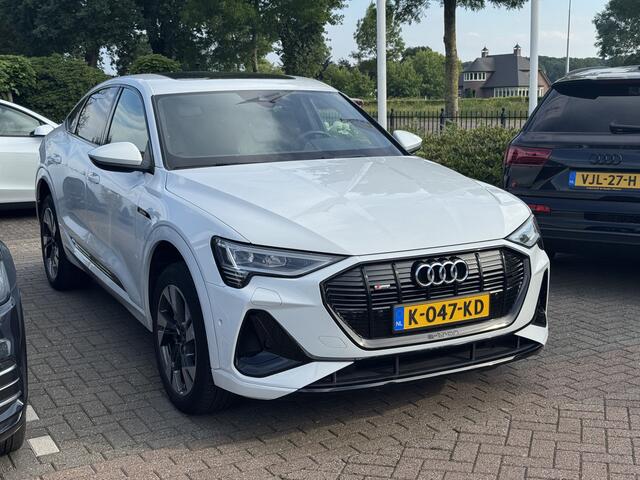 Audi e-tron Sportback 50 quattro S edition 71 kWh / Panoramadak / Camera / Luchtvering / 20'' / Leder&Alcantara / DAB / ACC / Navigatie / Stoelverwarming