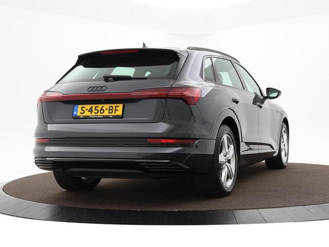 Audi e-tron 55 408pk Quattro Advanced edition Plus 95 kWh · Camera · Luchtvering · Elek. Voorstoelen · Elek. Achterklep · Apple/Android Car Play · 20'' Inch ·