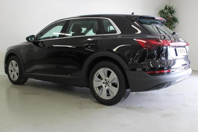 Audi e-tron 55 quattro edition 95 kWh | 408PK | 3-FASE | CLIMA | E-KLEP | LED | PDC-V/A | CRUISE | NAVI | LUCHT-V | LMV |