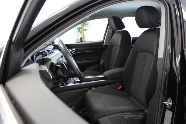 Audi e-tron 55 quattro edition 95 kWh | 408PK | 3-FASE | CLIMA | E-KLEP | LED | PDC-V/A | CRUISE | NAVI | LUCHT-V | LMV |